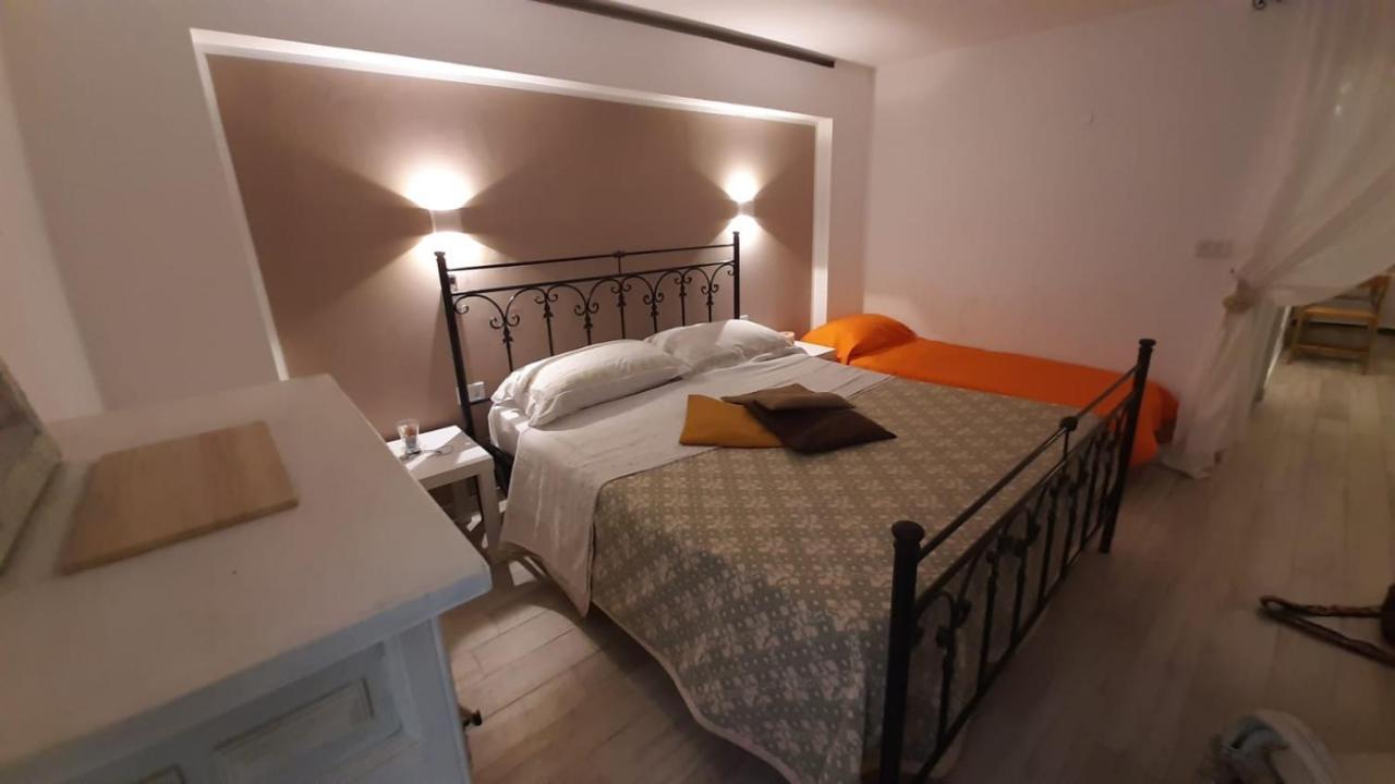 La Nicchia Del Borgo Apartment ตารันโต ภายนอก รูปภาพ